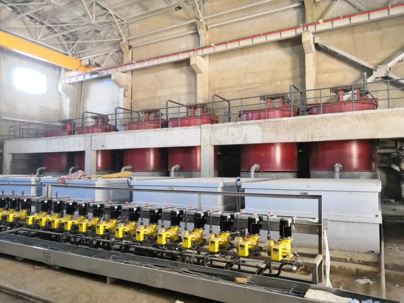 O que torna um tanque de agitação essencial na mineração e processamento modernos?